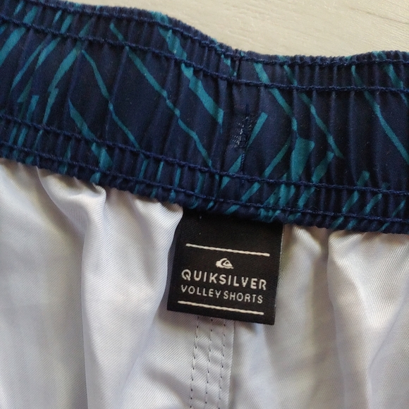 QUIKSILVER NEW Bamboo Break Volley 17 Swim Shorts - Picture 10 of 12